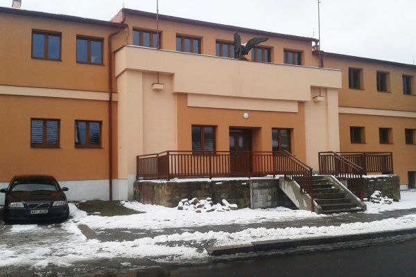 foto Gymnasium building, Kostelec nad Černými lesy - after
