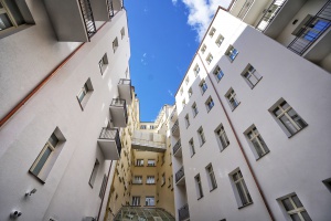 foto Apartment building, Prague 2 - Vocelova - after