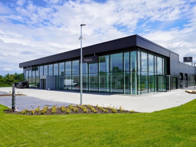 projekt foto Modern car showroom Lexus, Prague – Čestlice