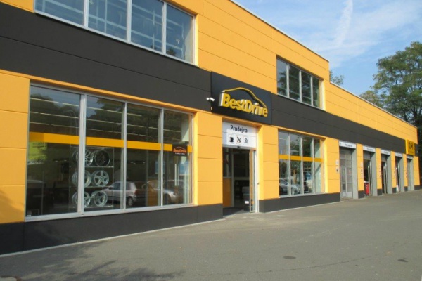 foto BestDrive branches, Praha, Plzeň, Ostrava - after