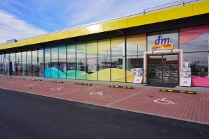 foto Shopping centre in Stehelčeves - after