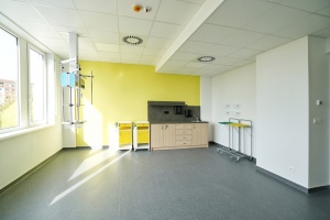 foto Polyclinic building, Milovice - after
