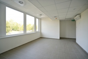 foto Polyclinic building, Milovice - after